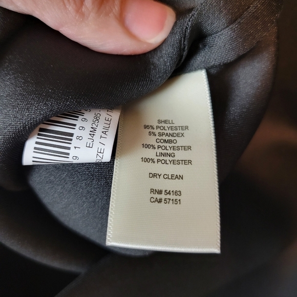 NWT Eliza J Asymmetric Ruffled Sleeveless Dress Black Size 4 - Picture 12 of 13